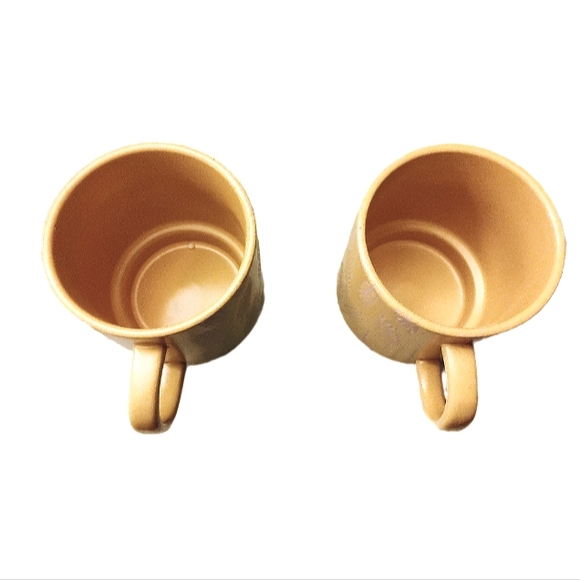 Two Festive Voice Wheat Textured Ceramic Mugs New - Picture 6 of 6